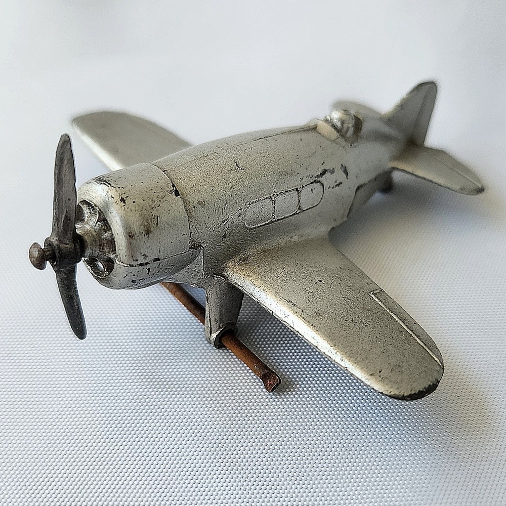 Rare Caw Novelty co. #28 Cast Iron Slush Toy Airplane Pre War 1930s Kansas‎ OG